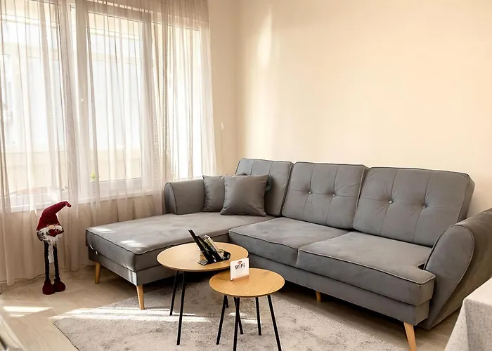 Bright One-bedroom Flat With Balcony I Quiet Area By Flat Mаnаger アパート *